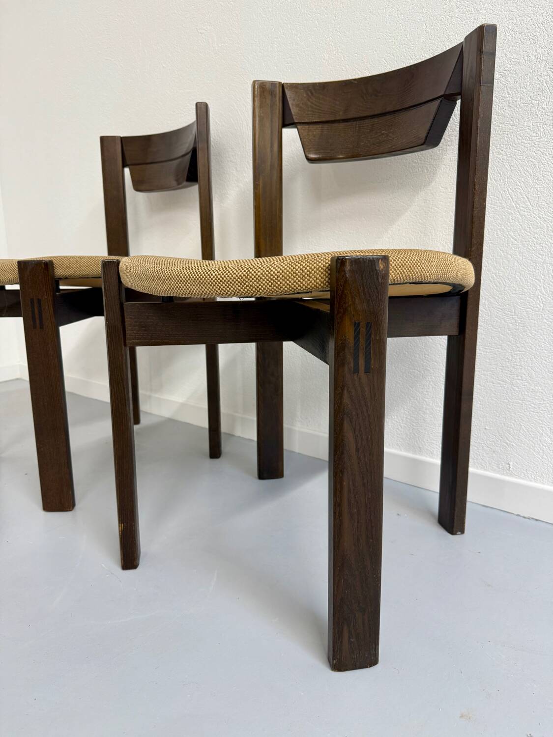 Set of 4 Girsberger Scandinavian style chairs from the 80s, vintage wood