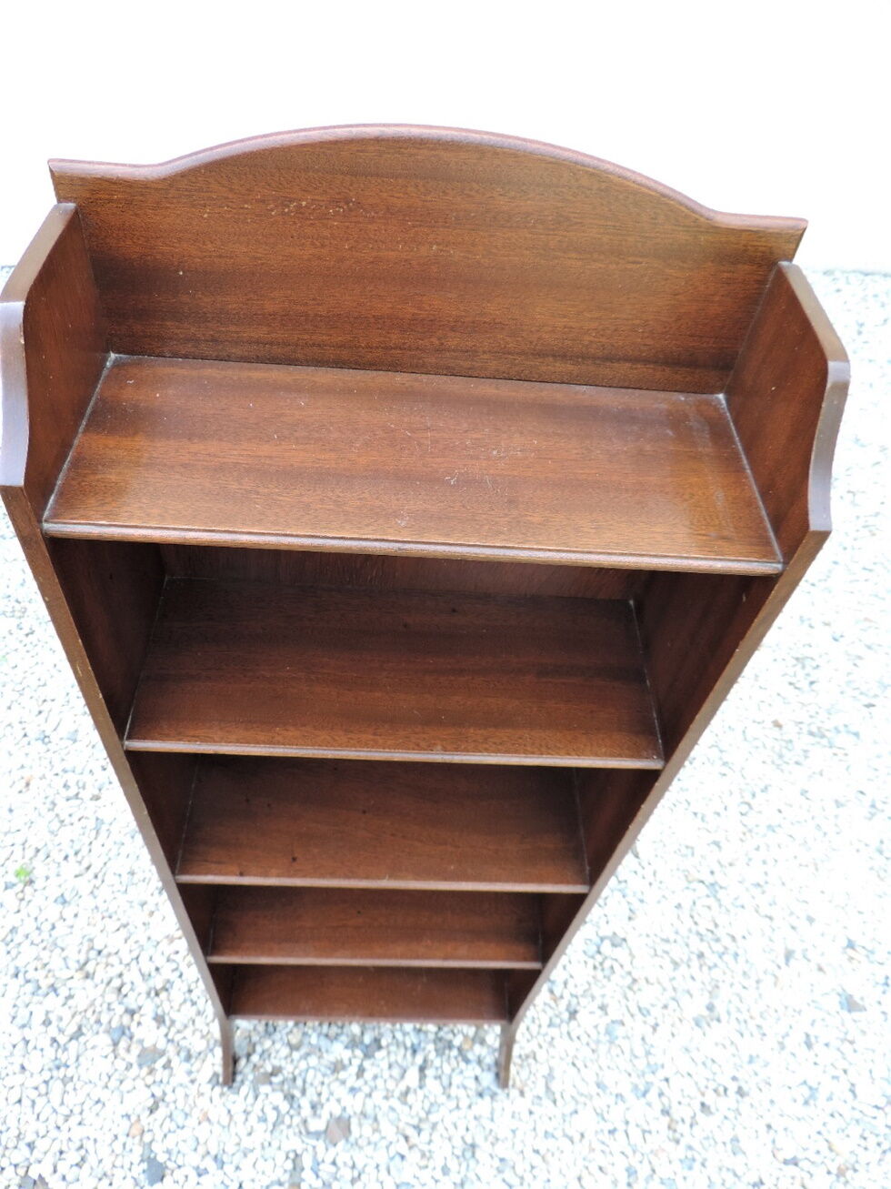 Mahogany bibus