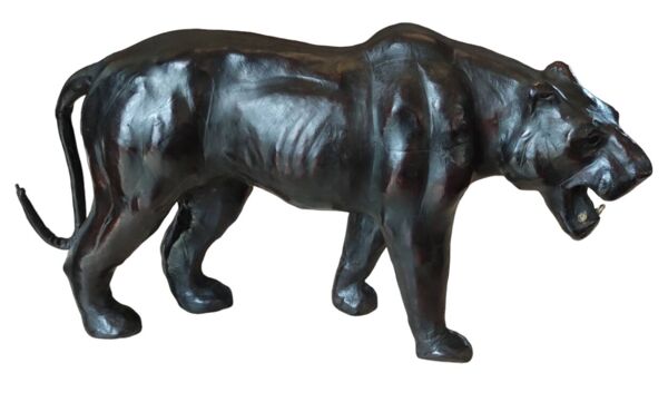 Ancienne panthère en cuir