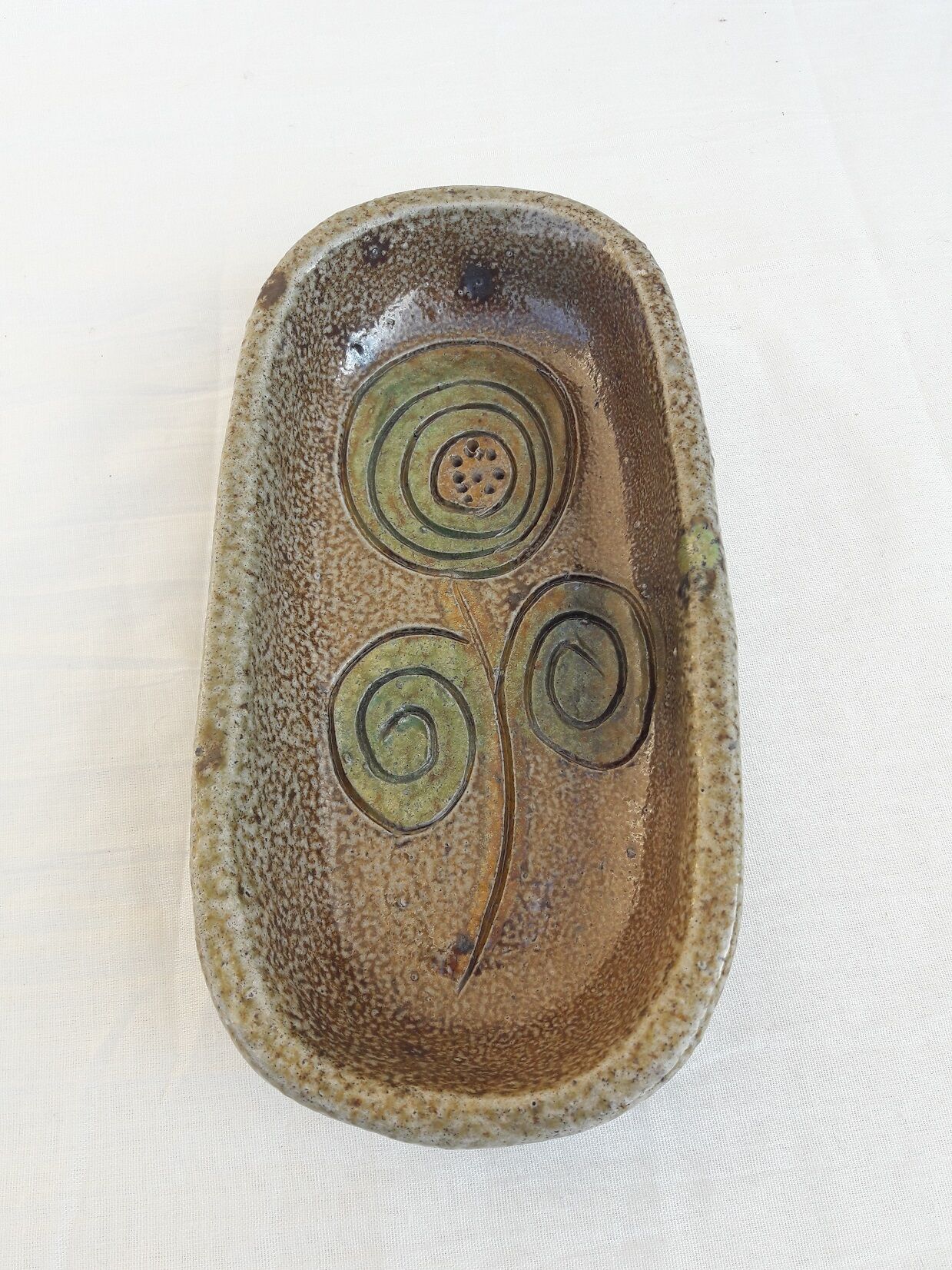 Sandstone pocket dish