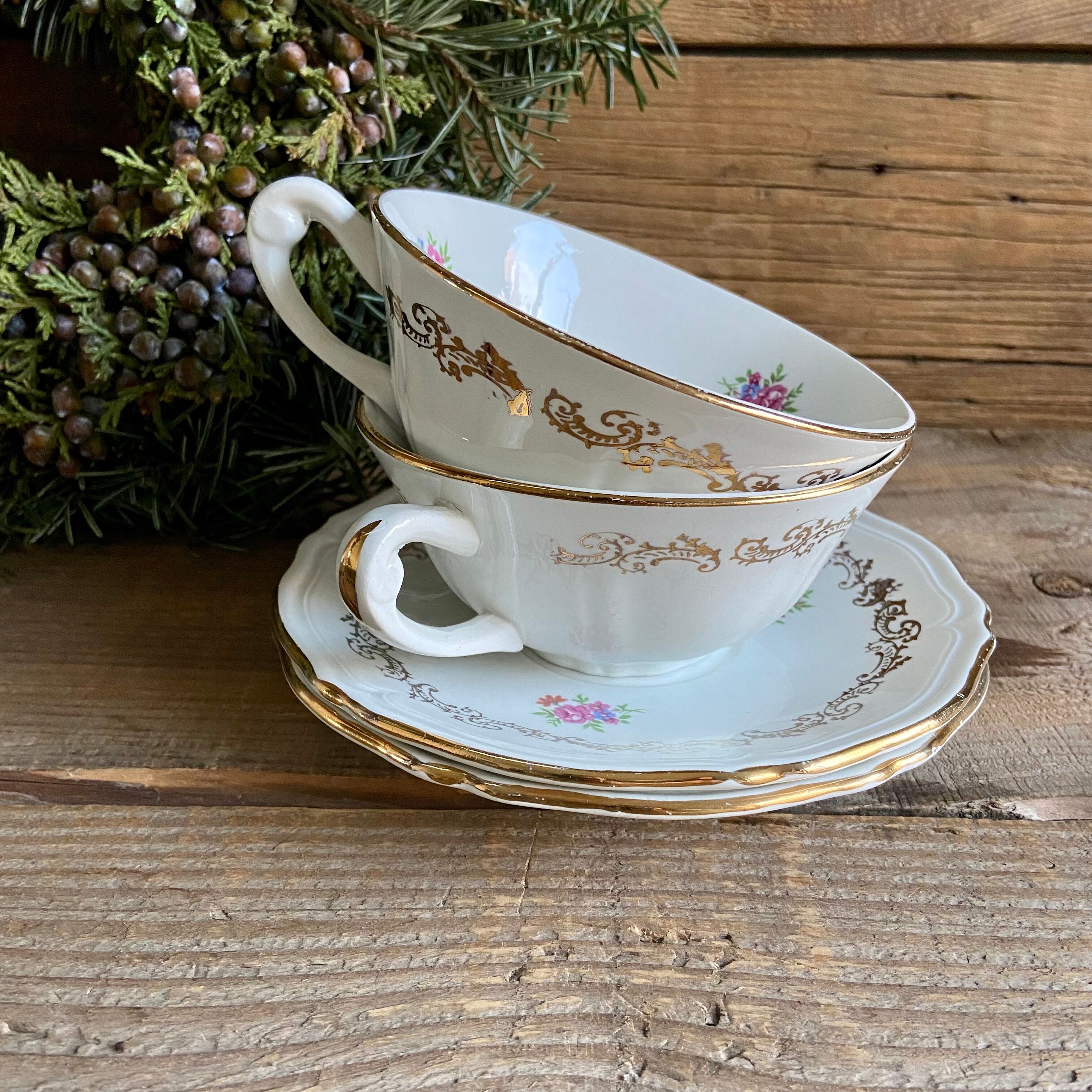 Duo of vintage floral cups