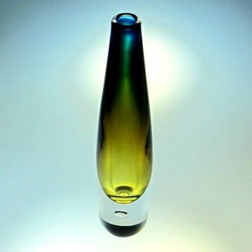 Vicke Lindstrand Kosta vase