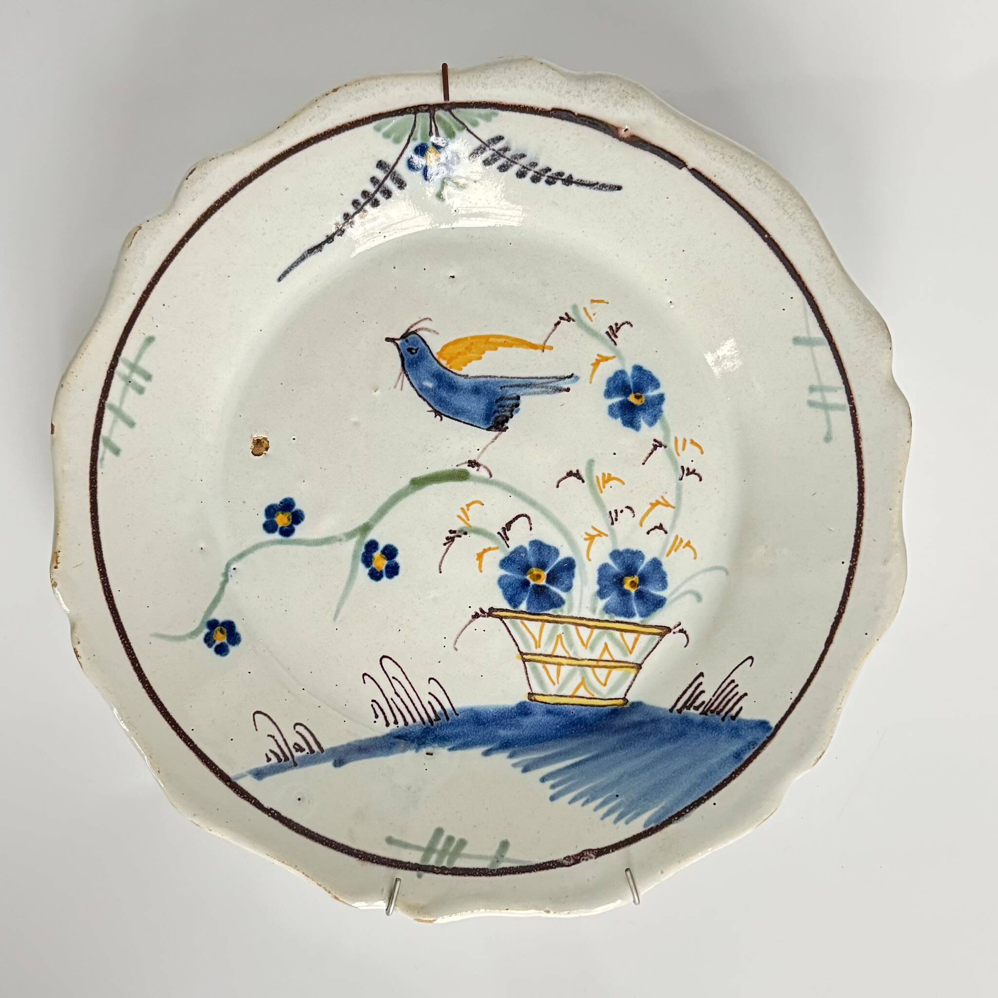 2 Plates in Nevers Earthenware (known as La Rochelle) | Bird | 18th century