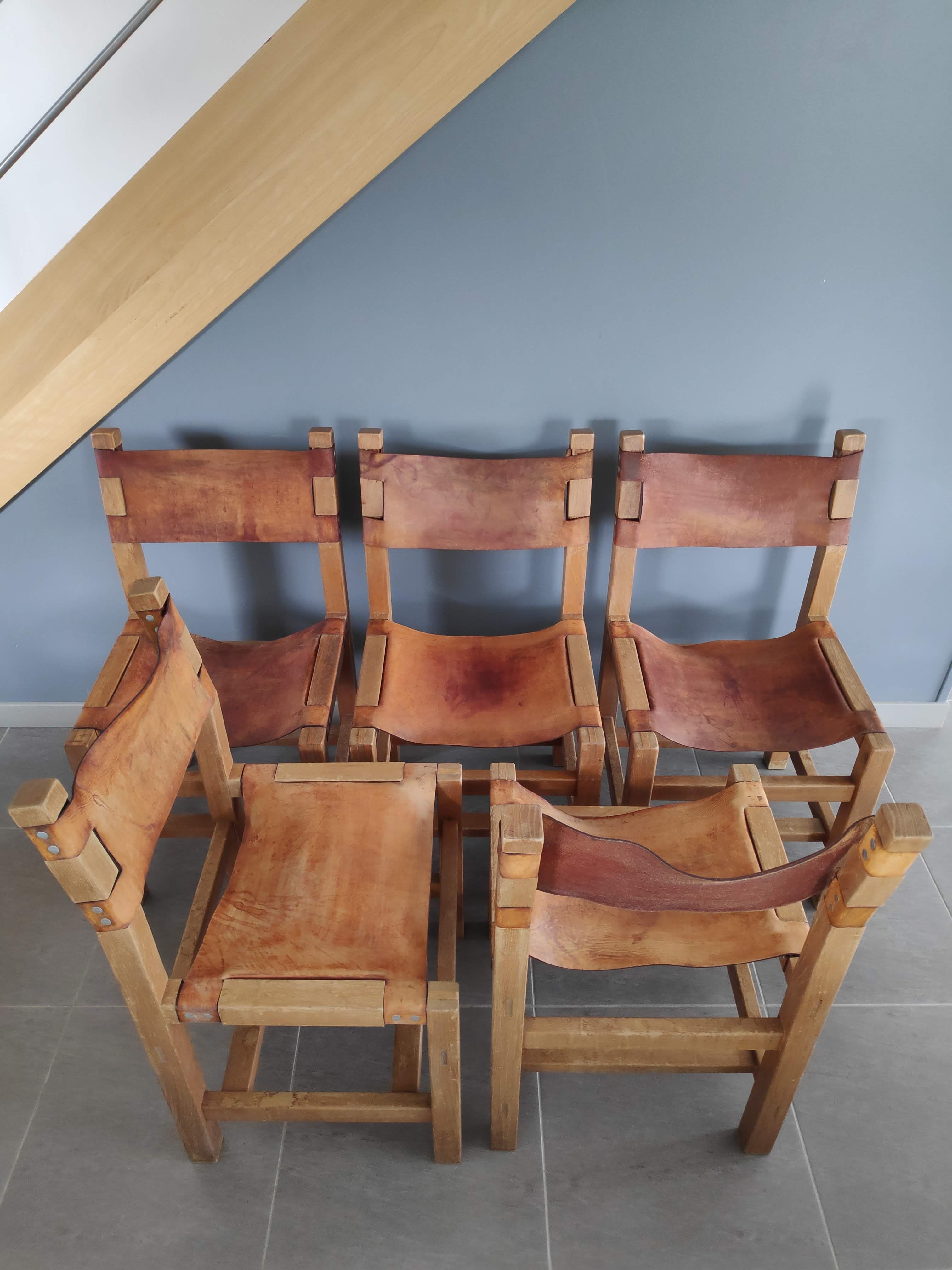 Lot of 5 Maison Regain chairs in solid elm natural leather 1960