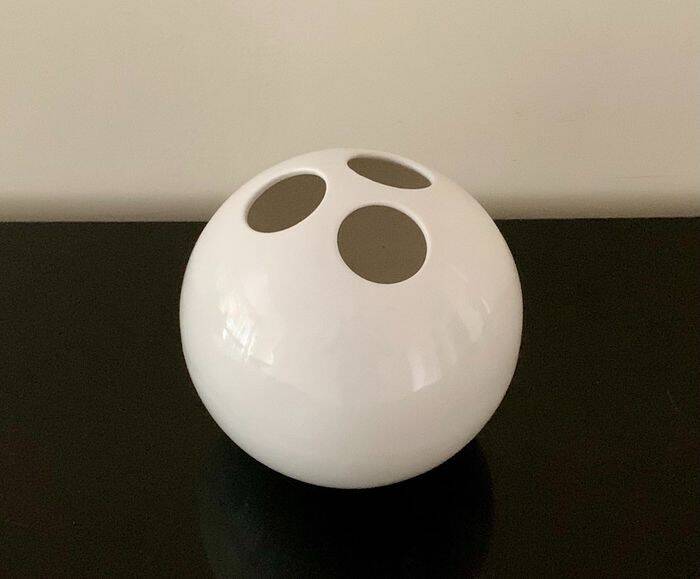 Spherical Vase • Bowling • Vitreous Porcelain • Enzo Bioli • Il Picchio • 1970
