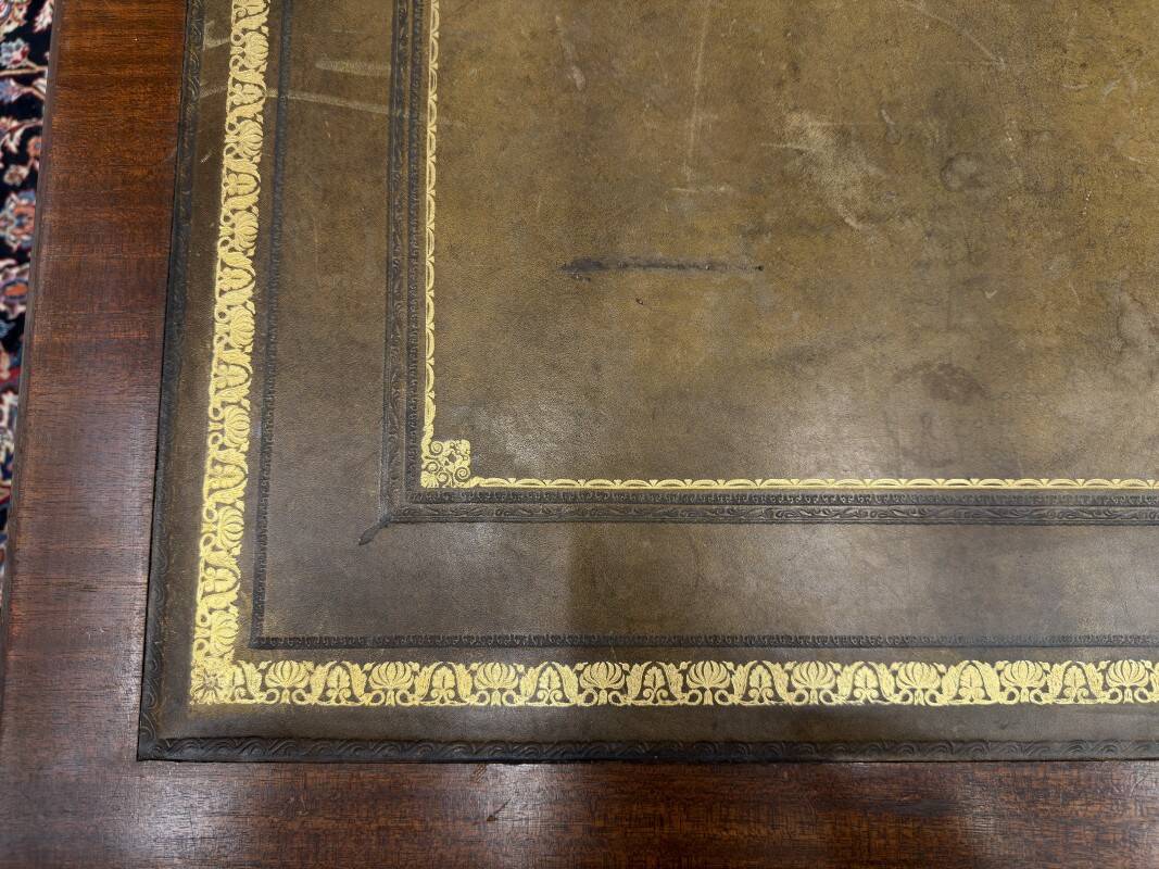 Large Classic English Partnerdesk