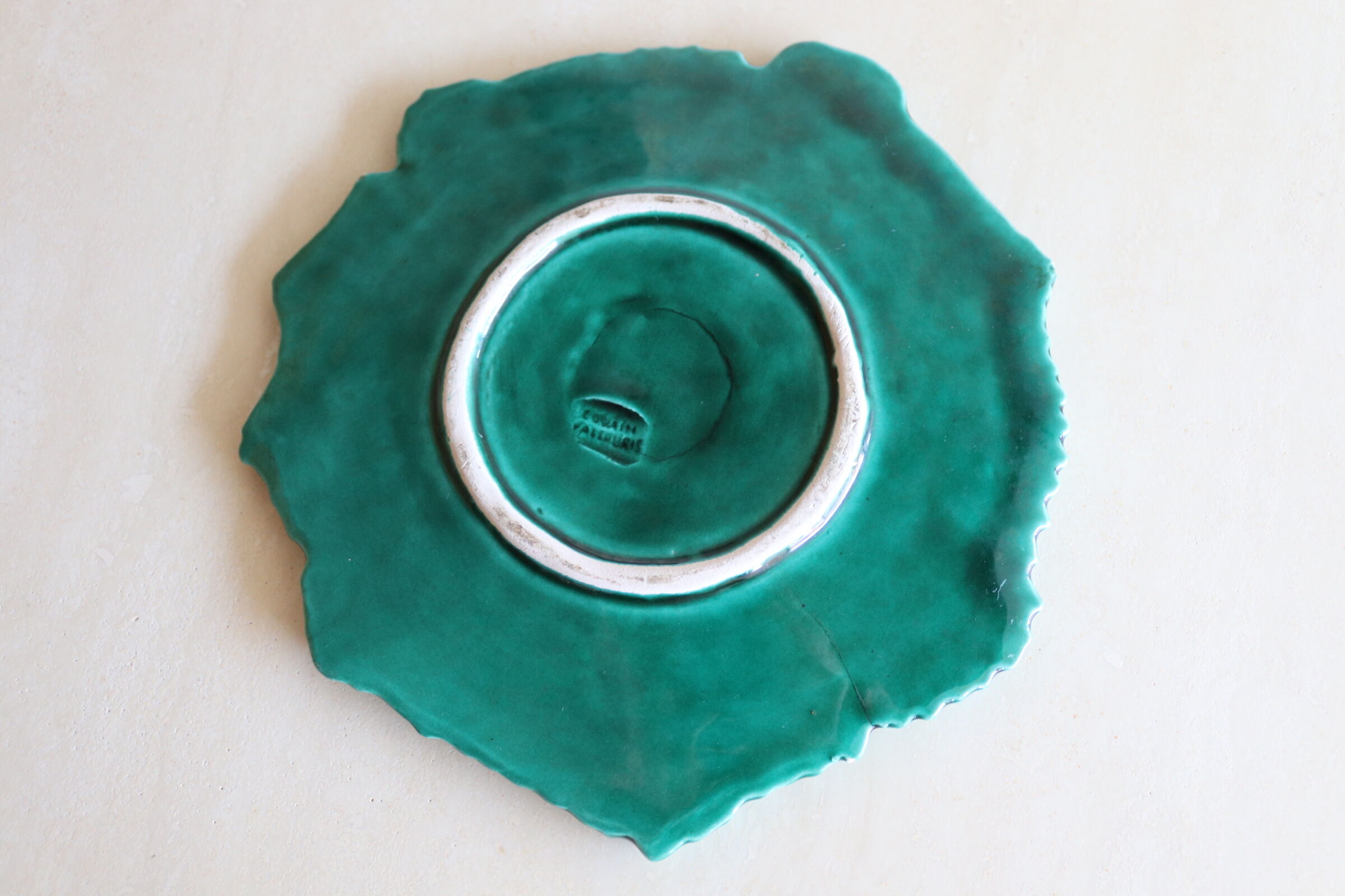 Vallauris 50s leave tidy