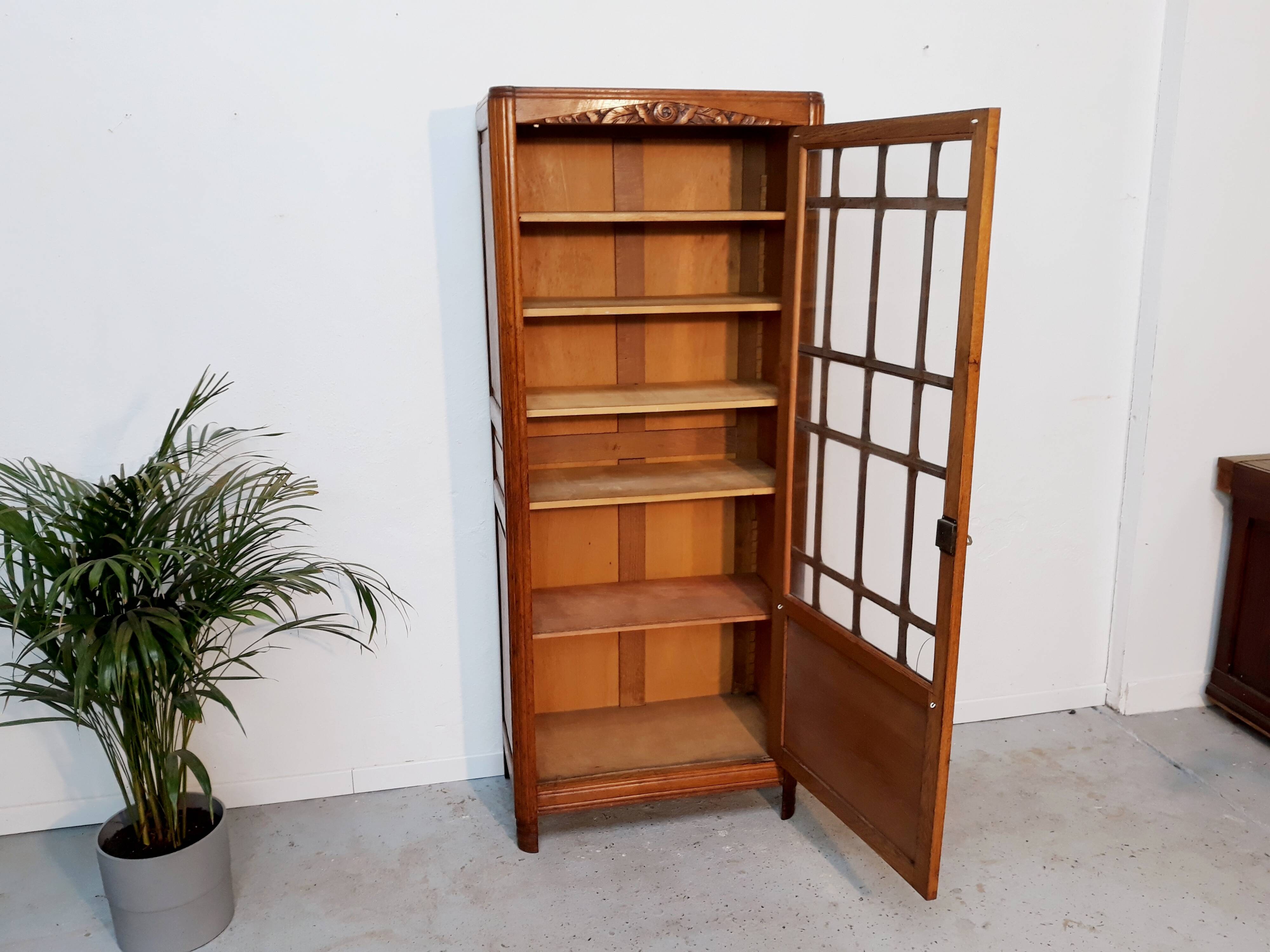 Art Deco wardrobre