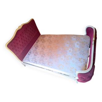 Lit baroque in red velvet