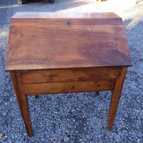 Speed bump desk Louis XVI