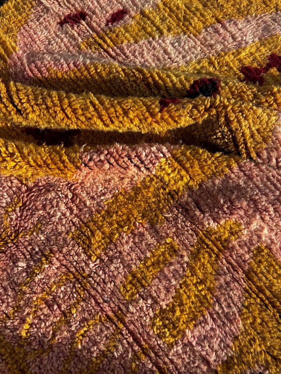 Modern Boujad Berber rug in wool