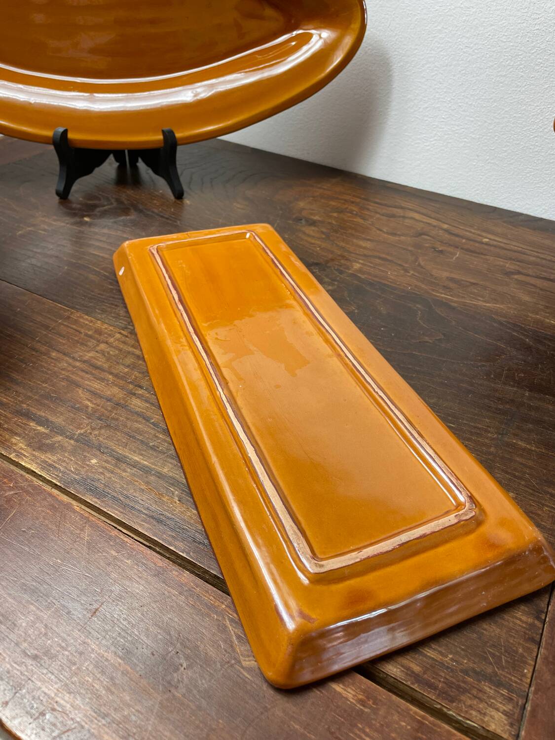 3 glazed ceramic dishes
