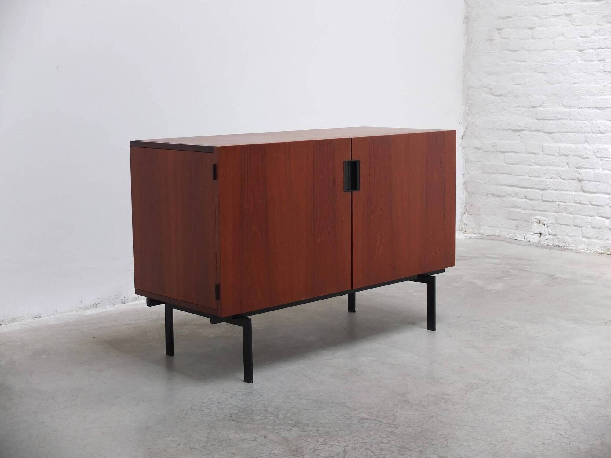 Rare 'DU02' sideboard by Cees Braakman for Pastoe, 1958