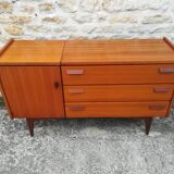 Scandinavian dressing table