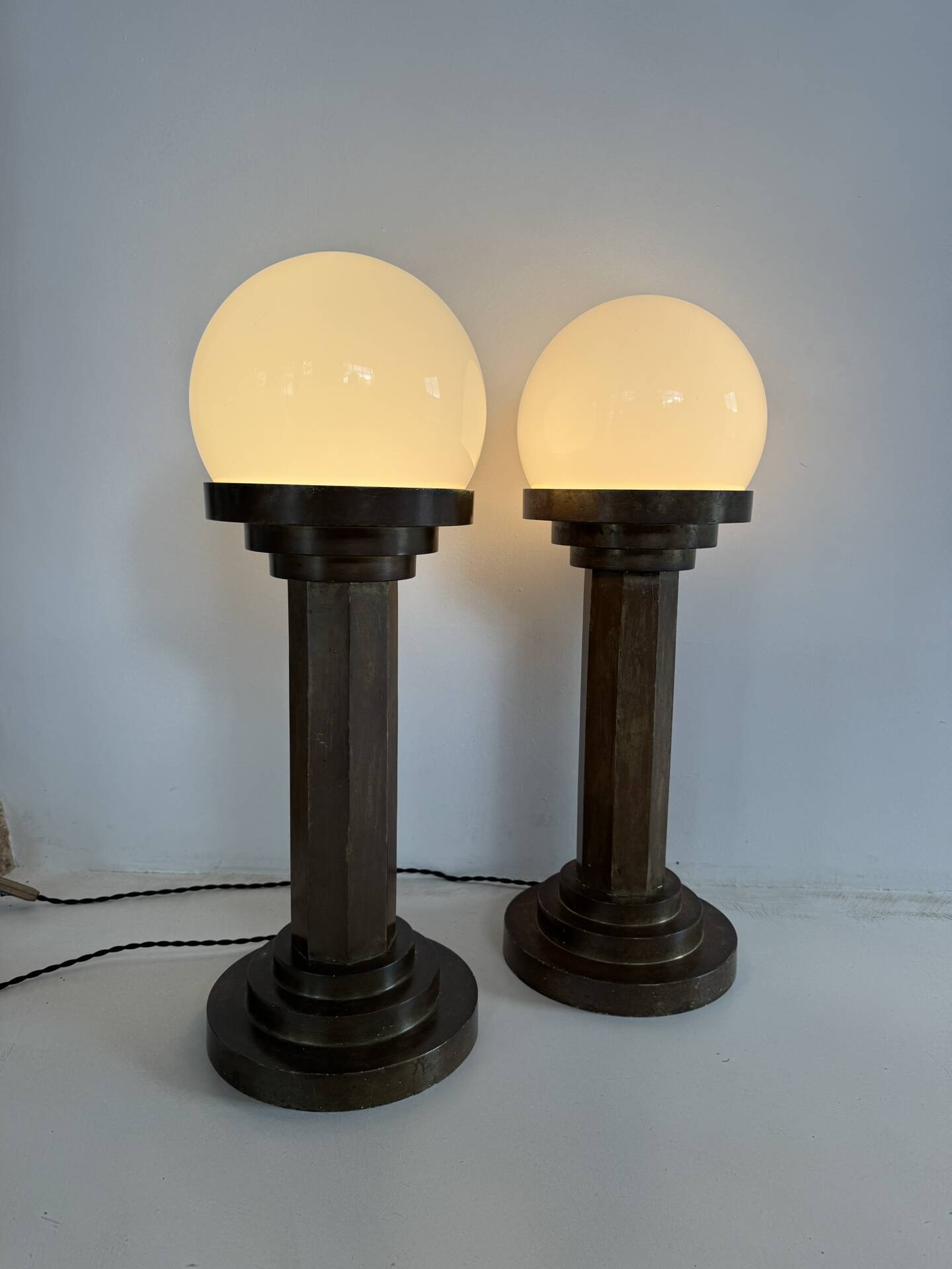 Lampes colonnes bronze Art Déco