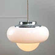 Grand lampadaire de l'ère spatiale de Guzzini, années 1960.