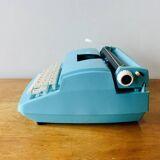 Vintage typewriter for children: Petite Junior De Luxe - in its carrying case