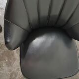 Chaise skai noir vintage