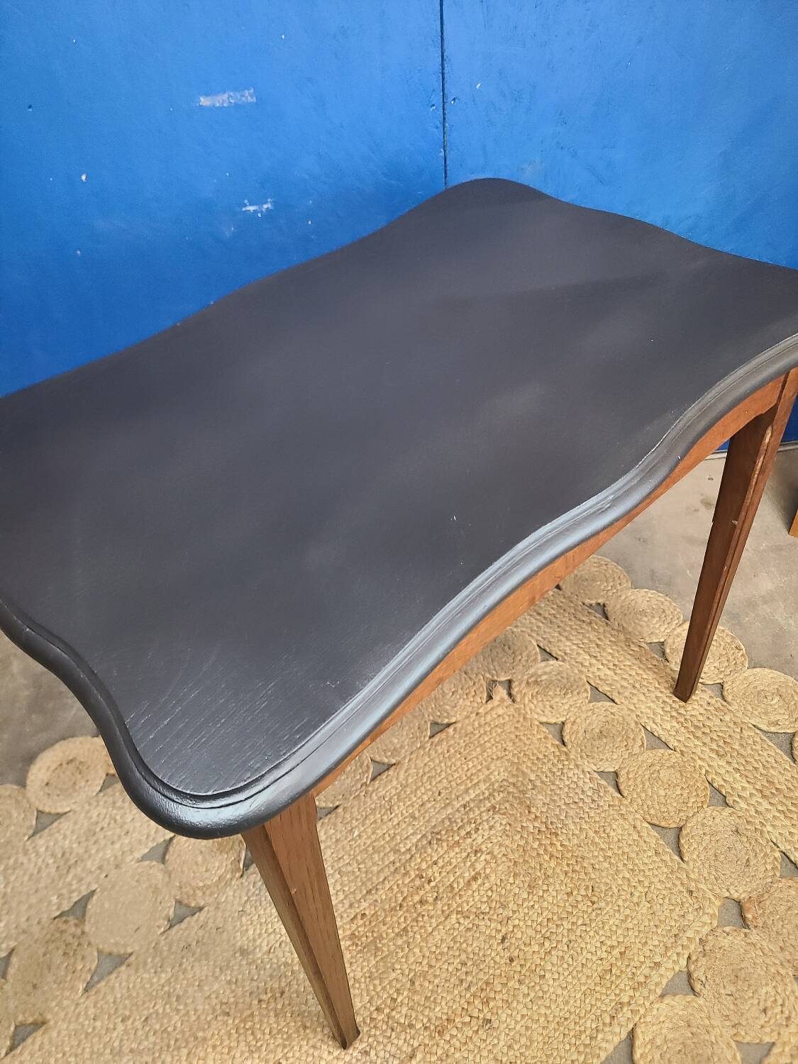 Vintage art deco table 1930 in solid wood