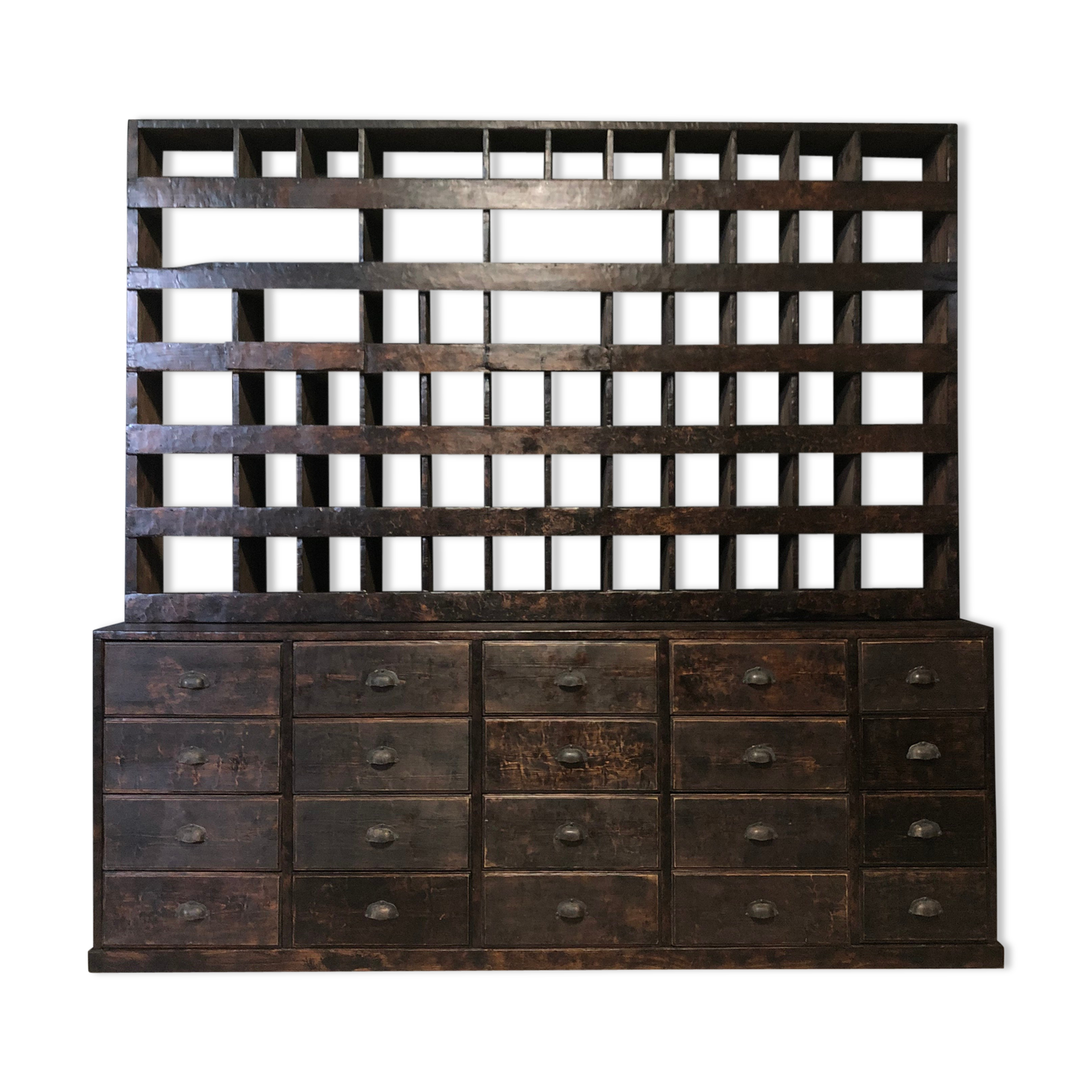 Meuble de métier à tiroirs et casiers