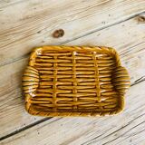 Butter dish in slip