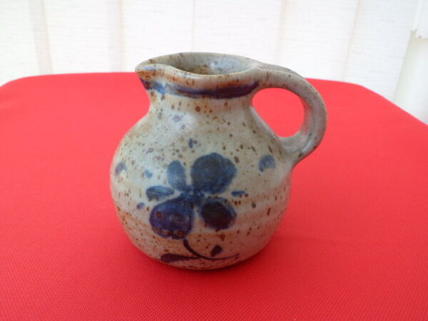 Pichet en grès signé yvonne Seyve & Josiane Chaudet