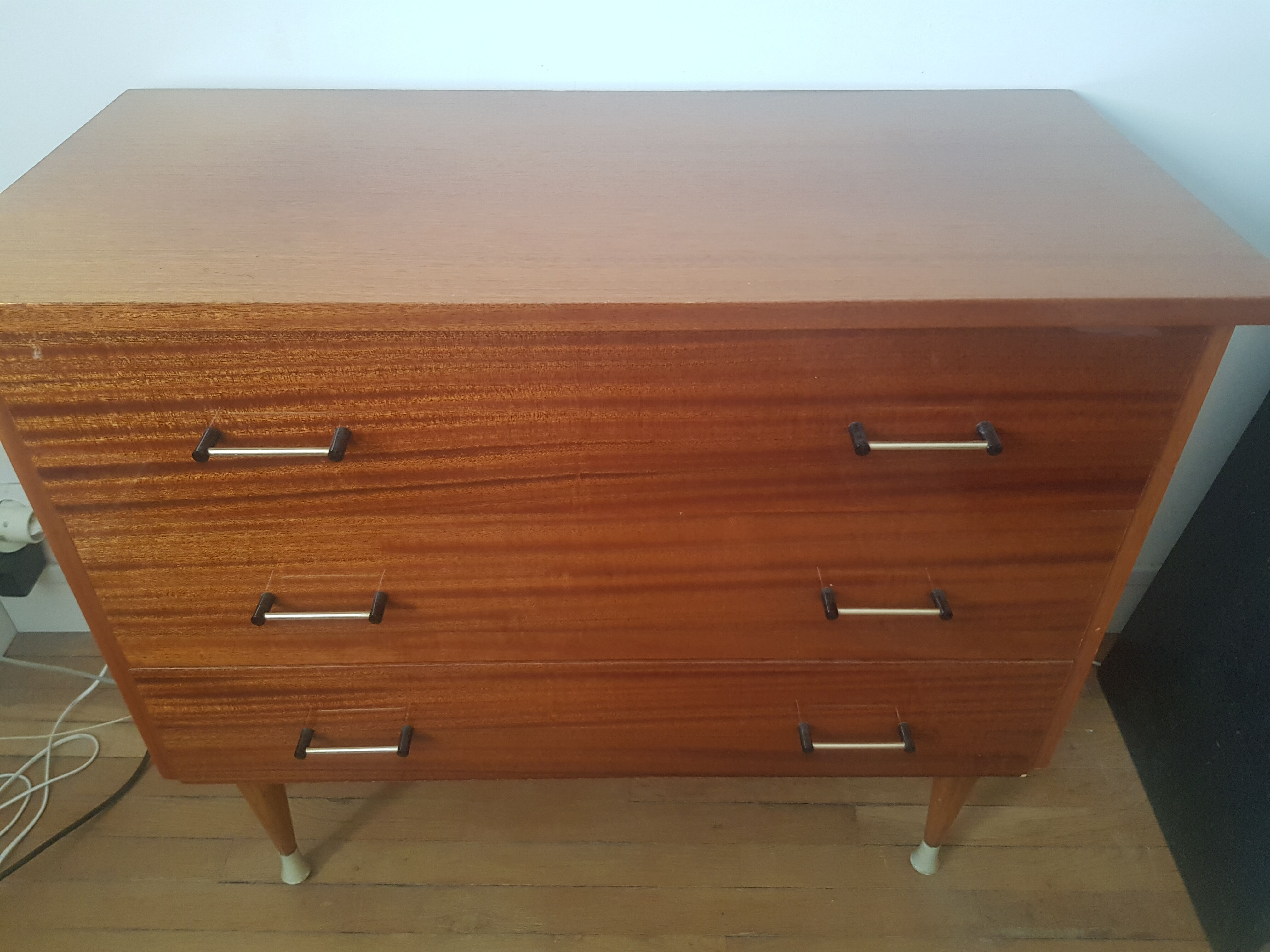 60s chest of drawers