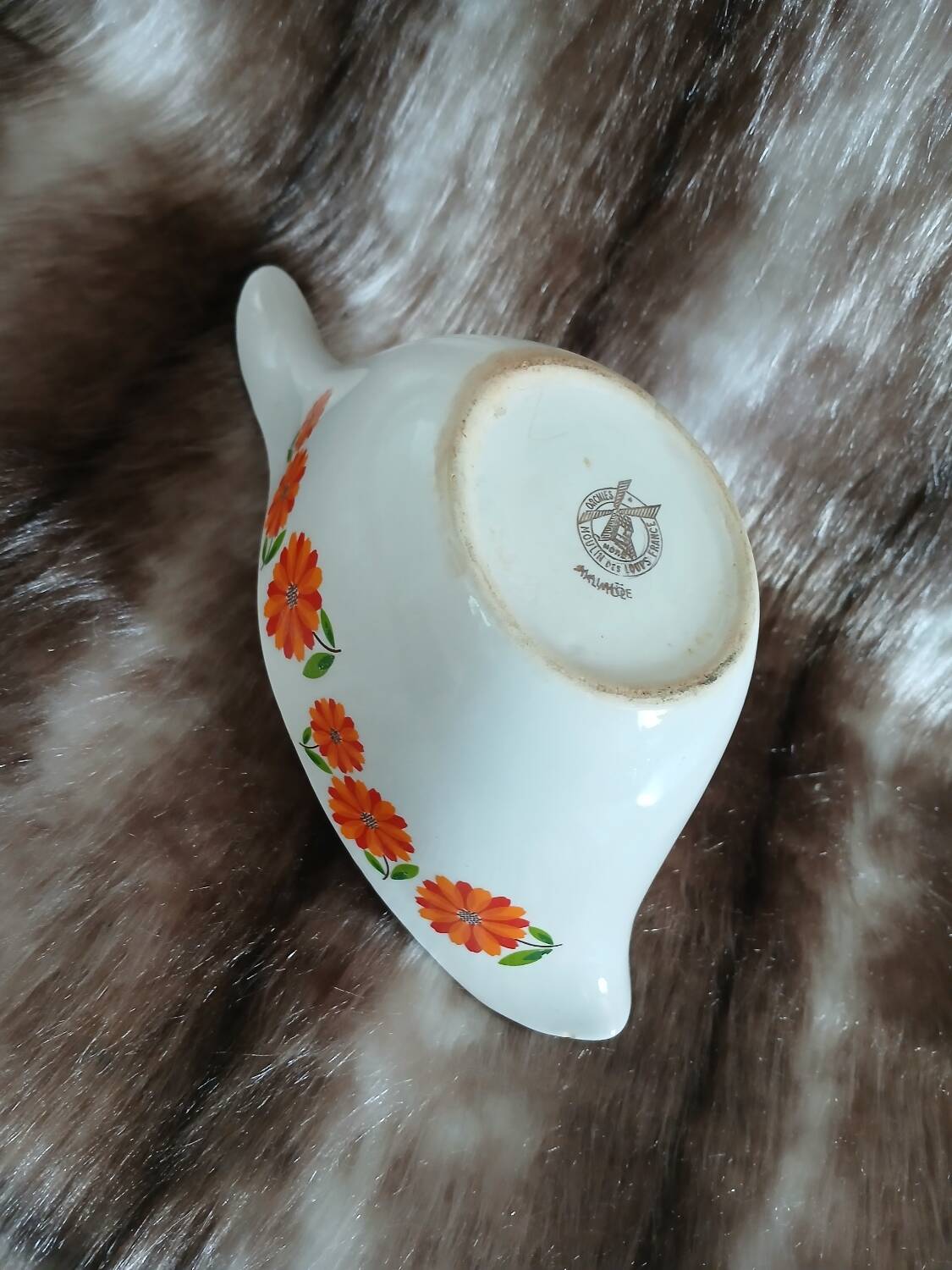 Old sauceboat Moulin des Loups