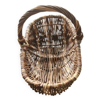 Panier en osier avec anse
