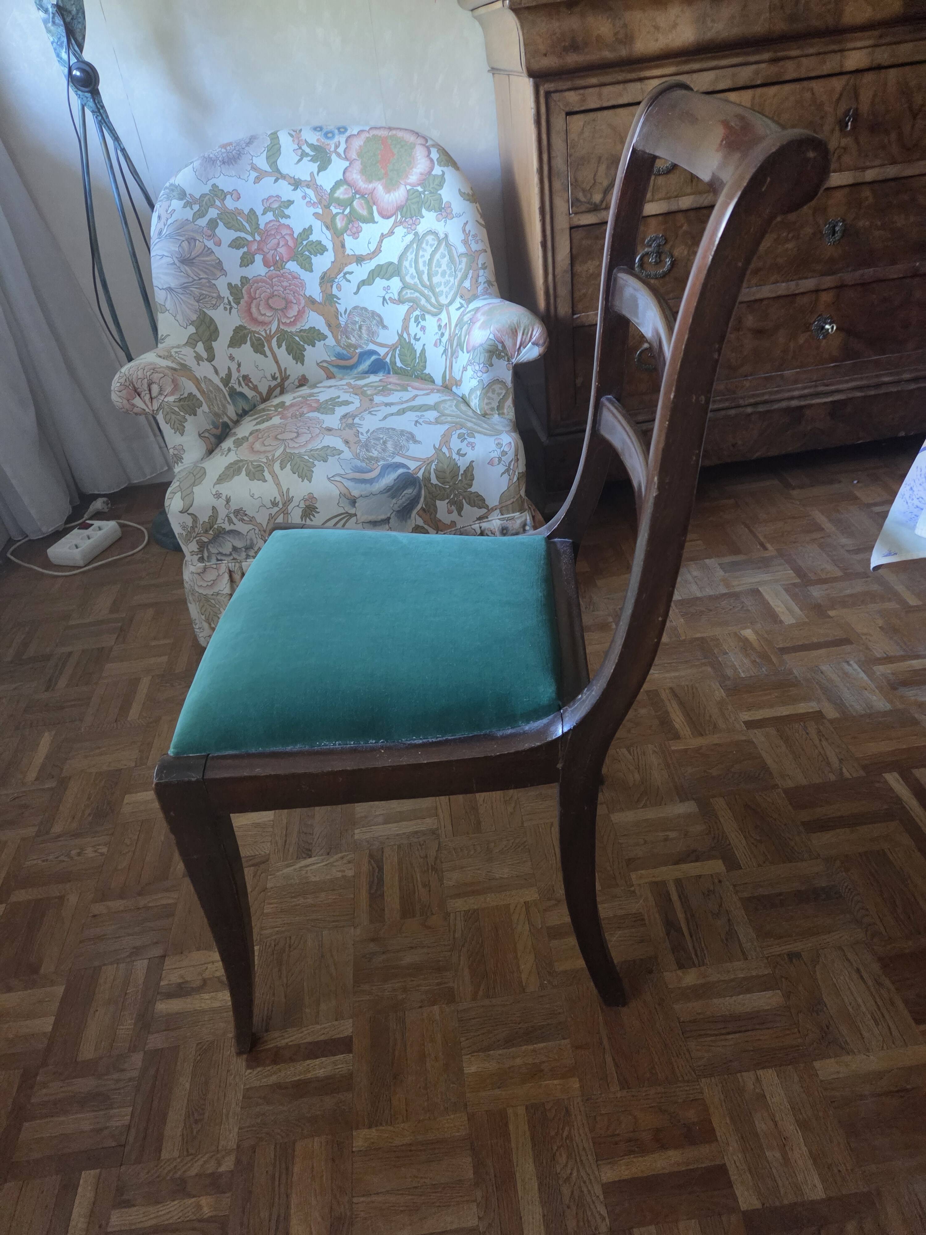 clip chairs