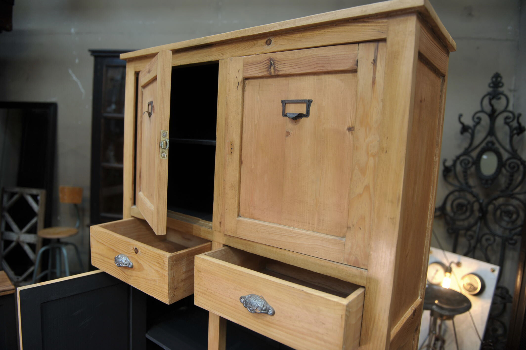 Old 1930 vintage fir cabinet with 4 doors 2 drawers