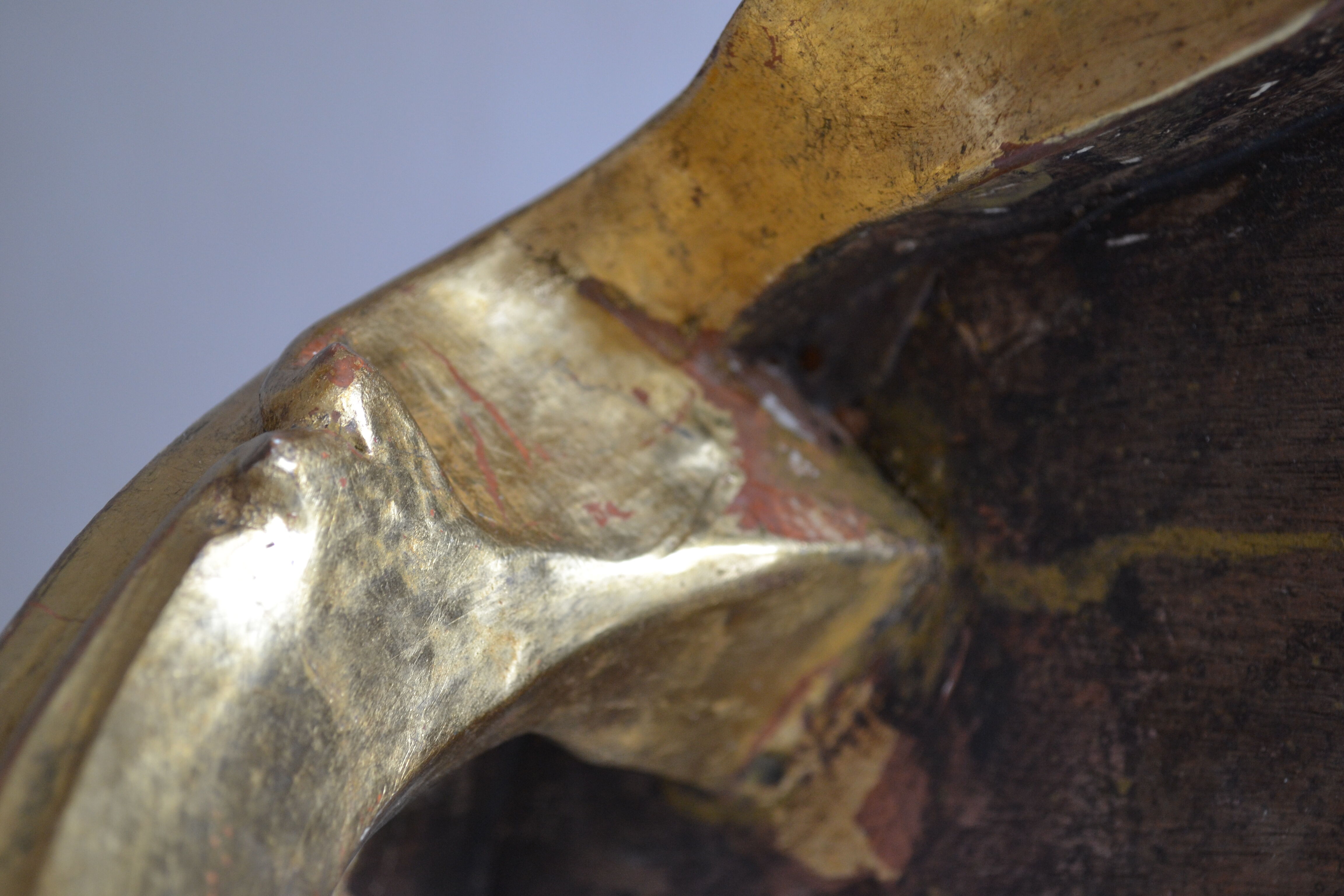 Baroque style corner console