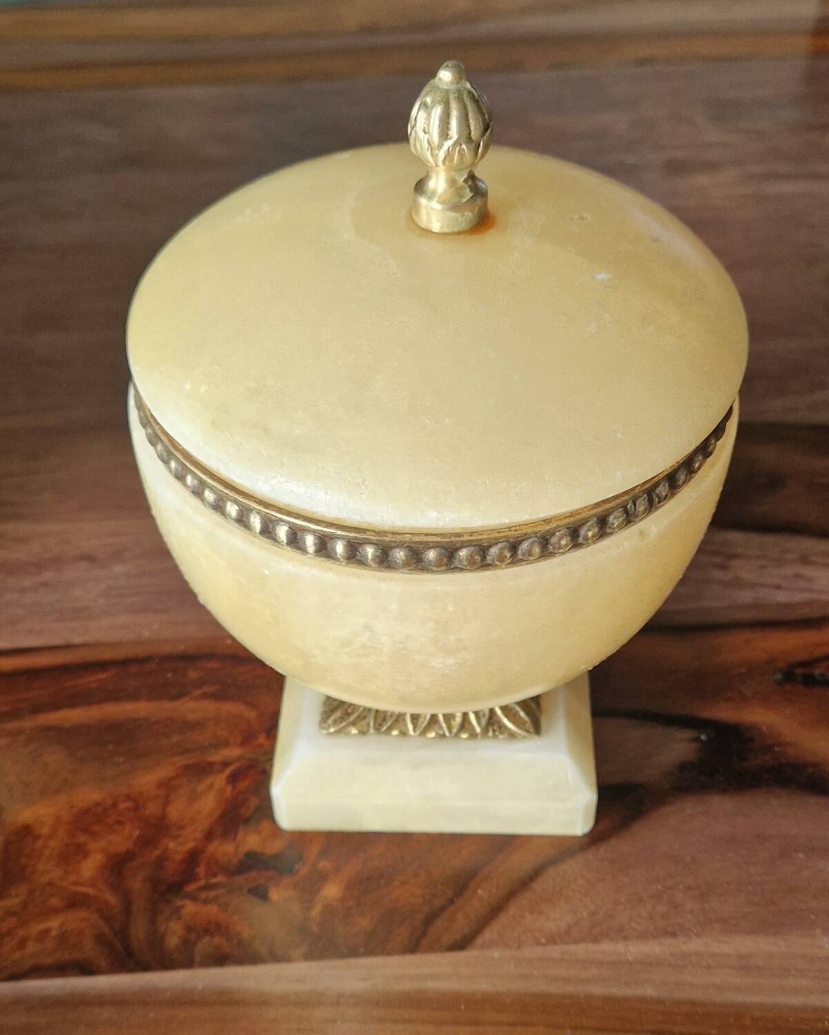 Empire style marble candy box