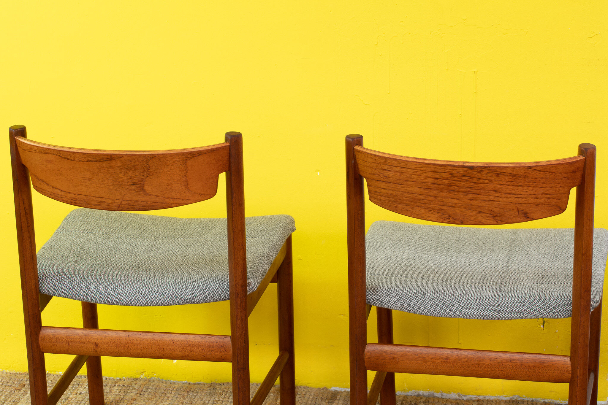 4 chaises scandinaves vintage – 44 cm