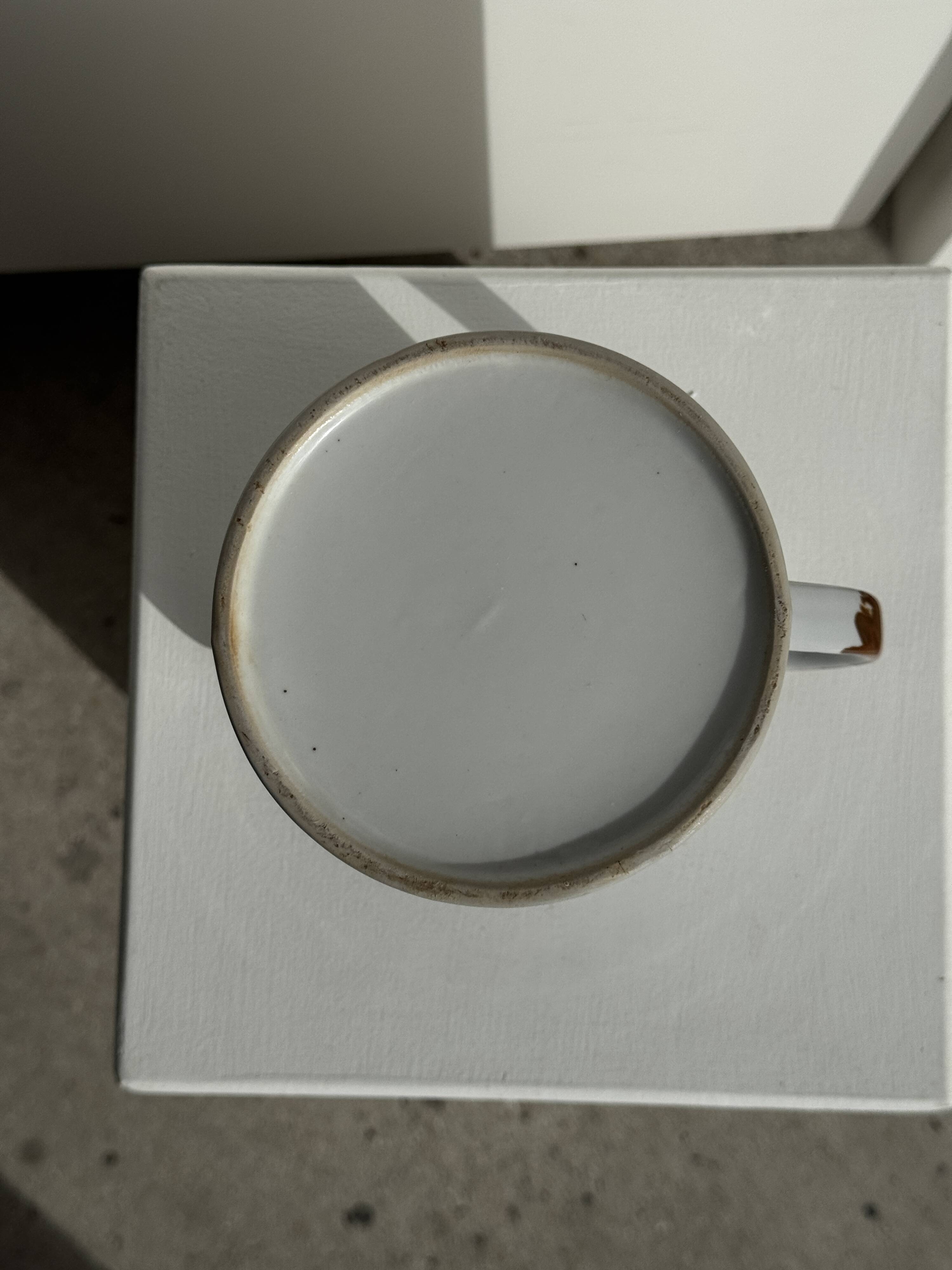 Teapot with stylised blue and brown flowers H18