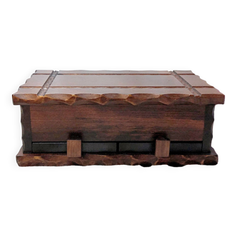Carved solid wood box cigarette dispenser 2 compartments