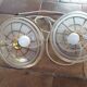 Duo de suspensions en opaline vintage