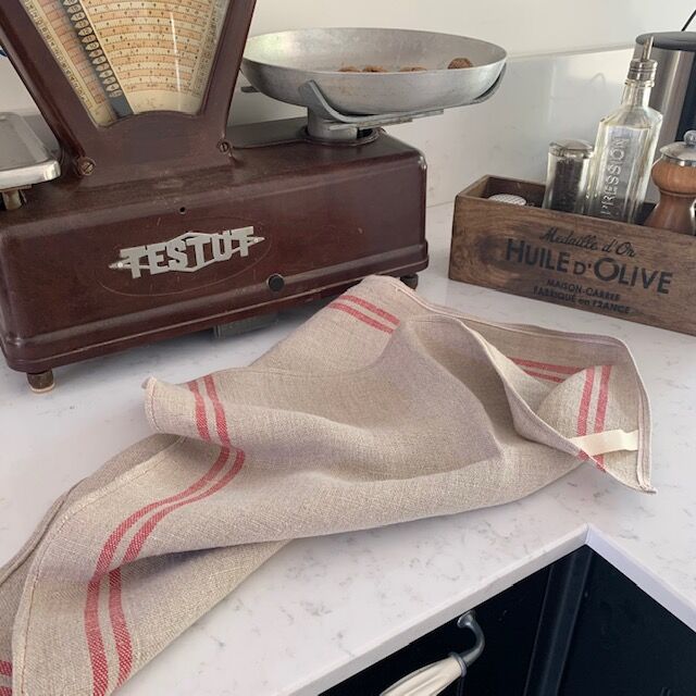 Linen tea towel
