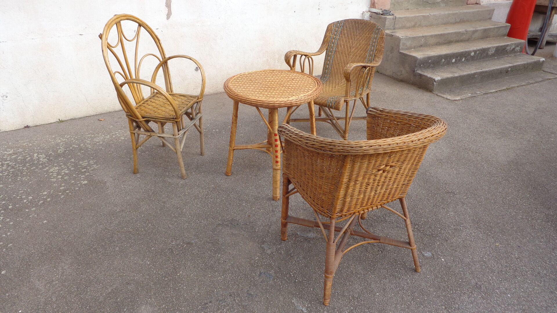 4-piece rattan set