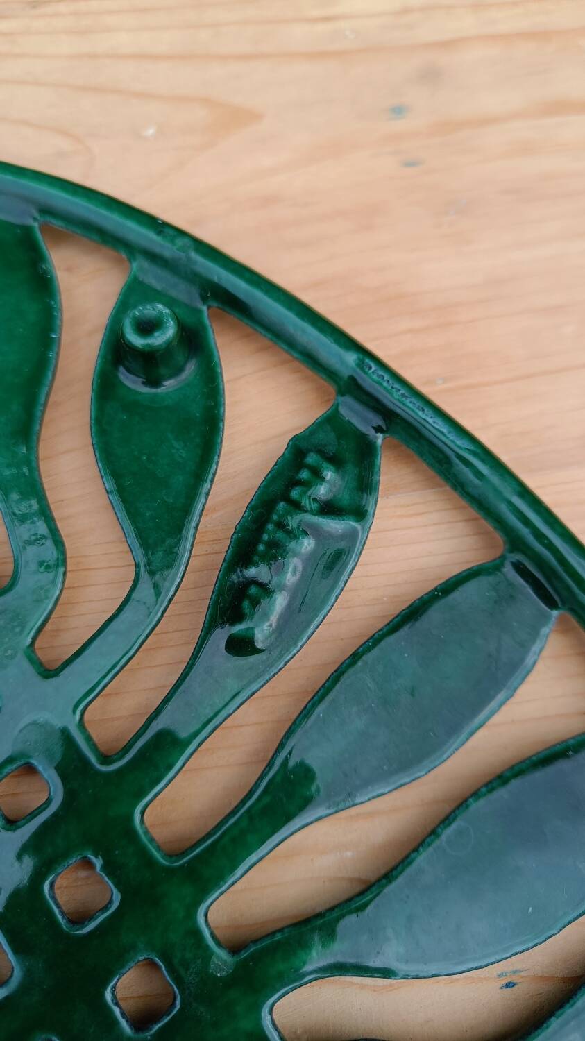 Cast iron trivet