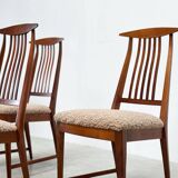 Set of six elegant Italian dining chairs