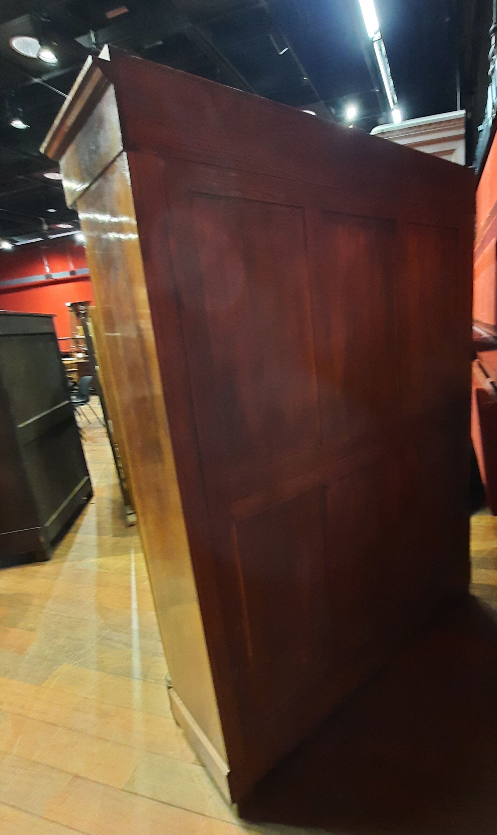 2-door mahogany empire style showcase