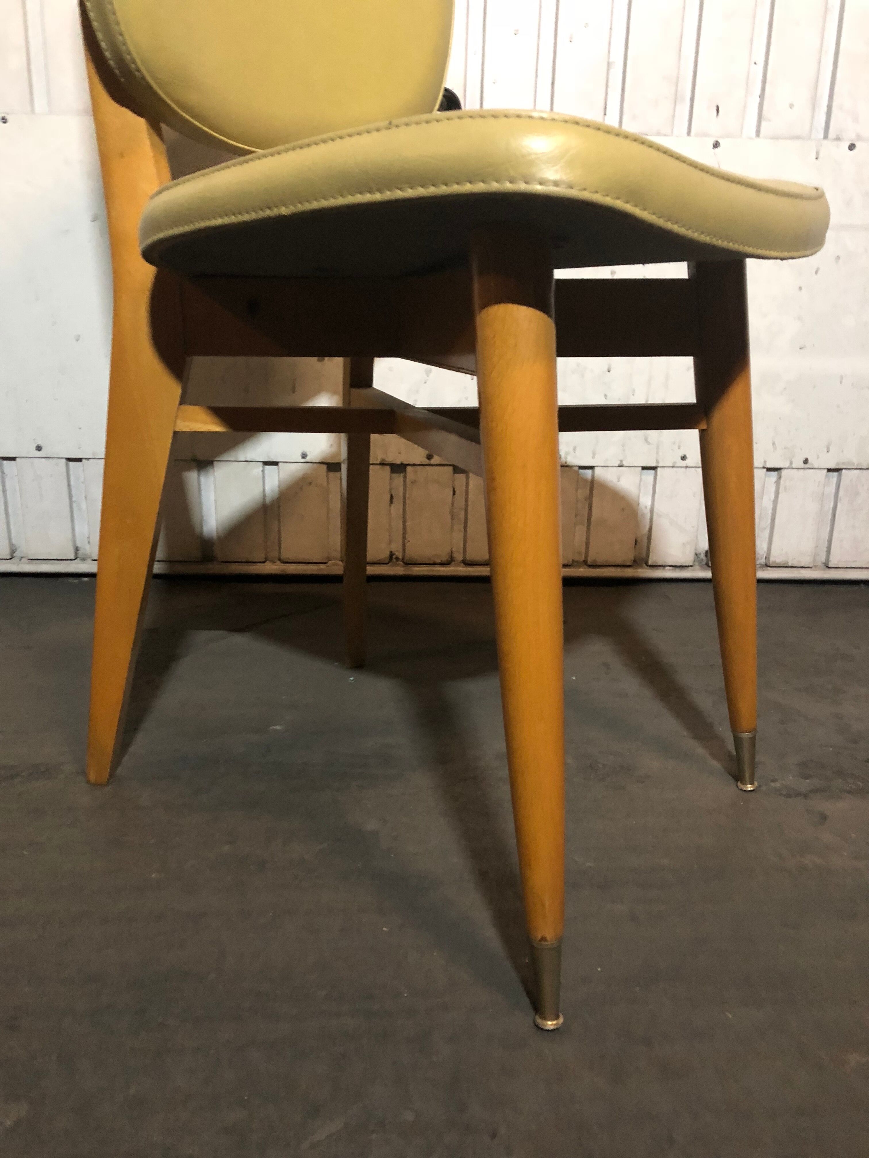 Nice lot of 2 High Chair in skai