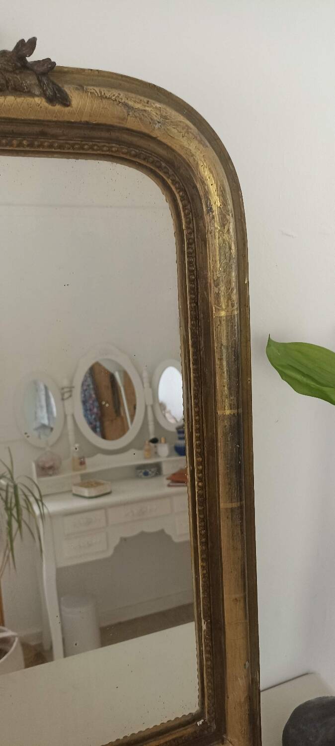 Louis-Philippe gilded mirror with pediment