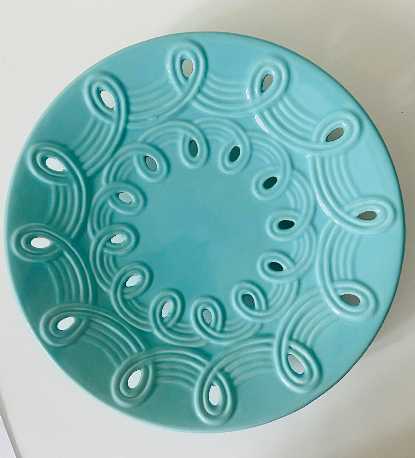 Cut signed Blanche Letalle