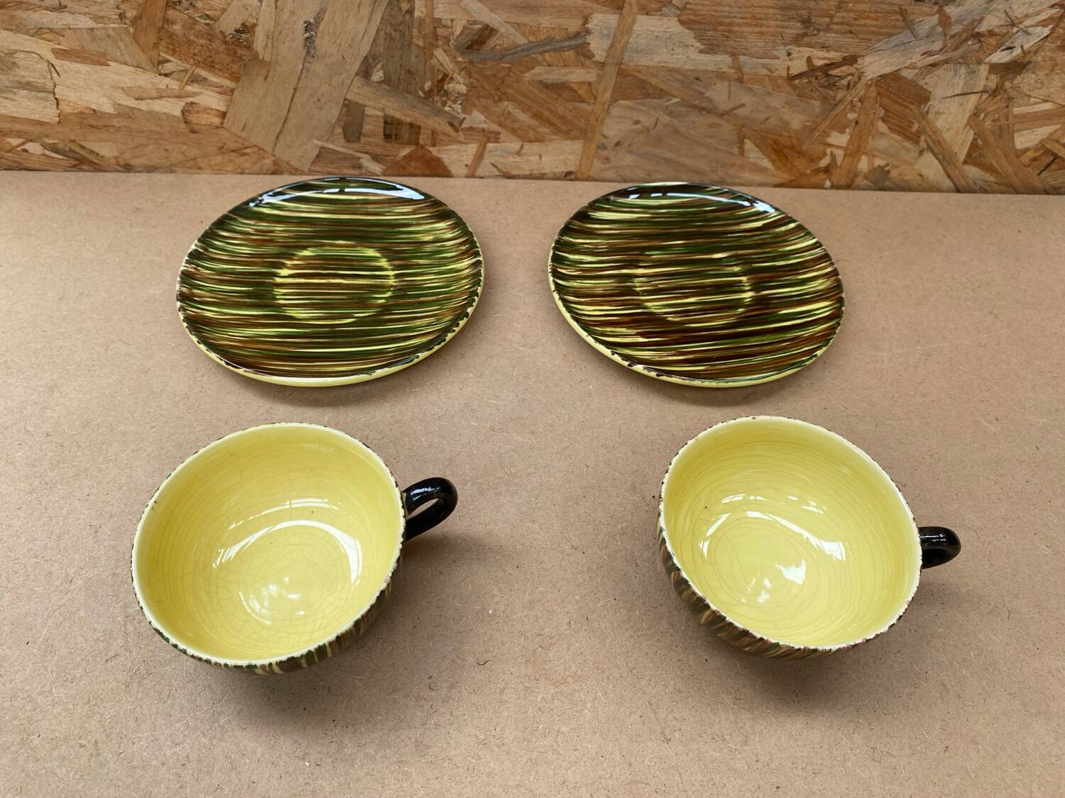 Pair of antique st clement safari ceramic yellow vintage mugs