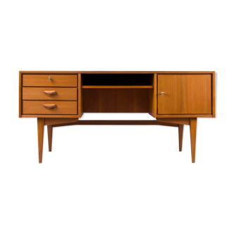 Mid-Cenutry Teak Desk, Danish Design, 1960 er.