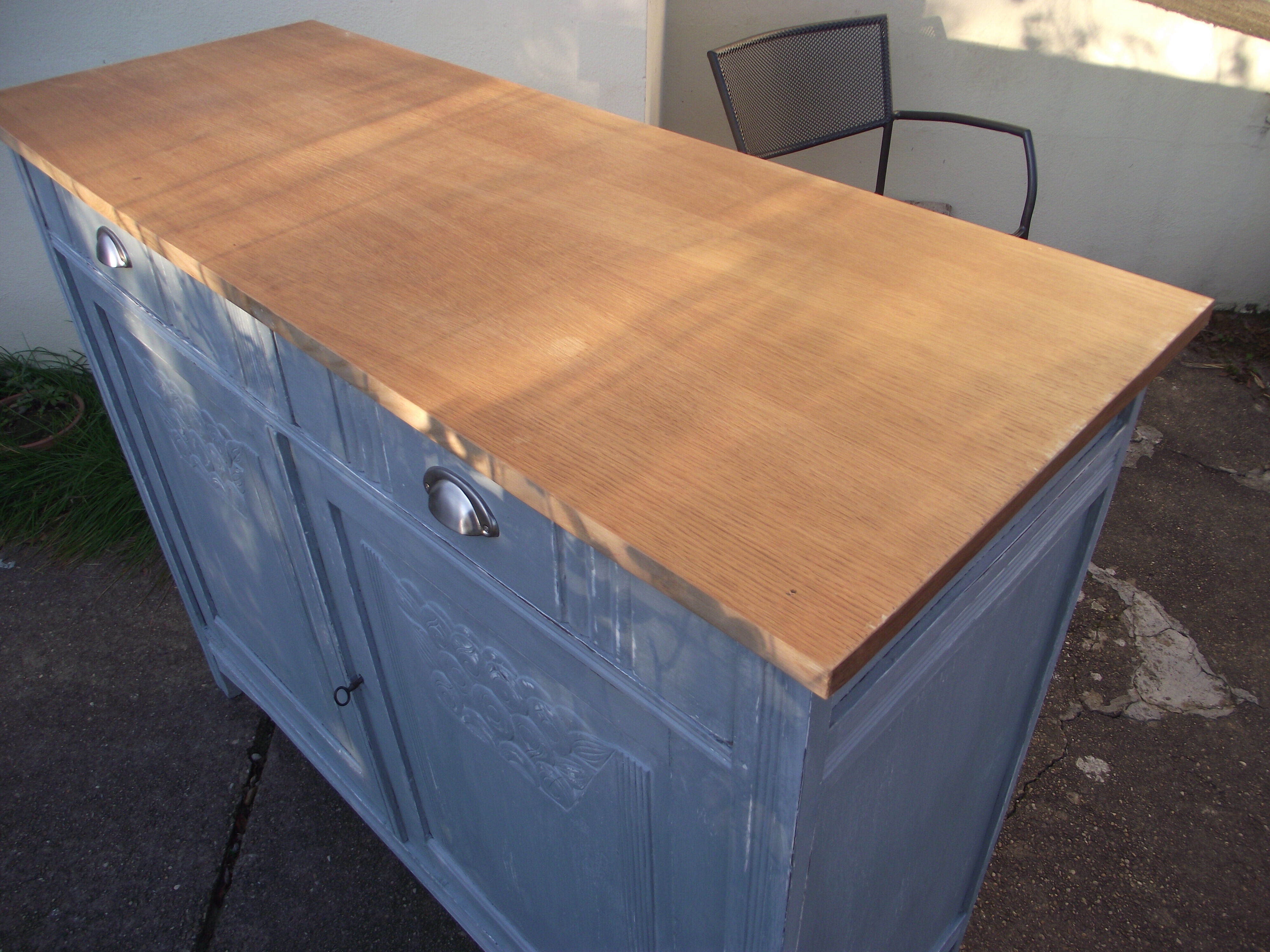 Parisian buffet in painted oak