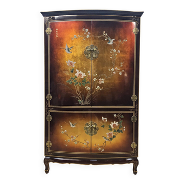 Vintage Chinese cabinet with gold leaf, flowers and birds / bohemian