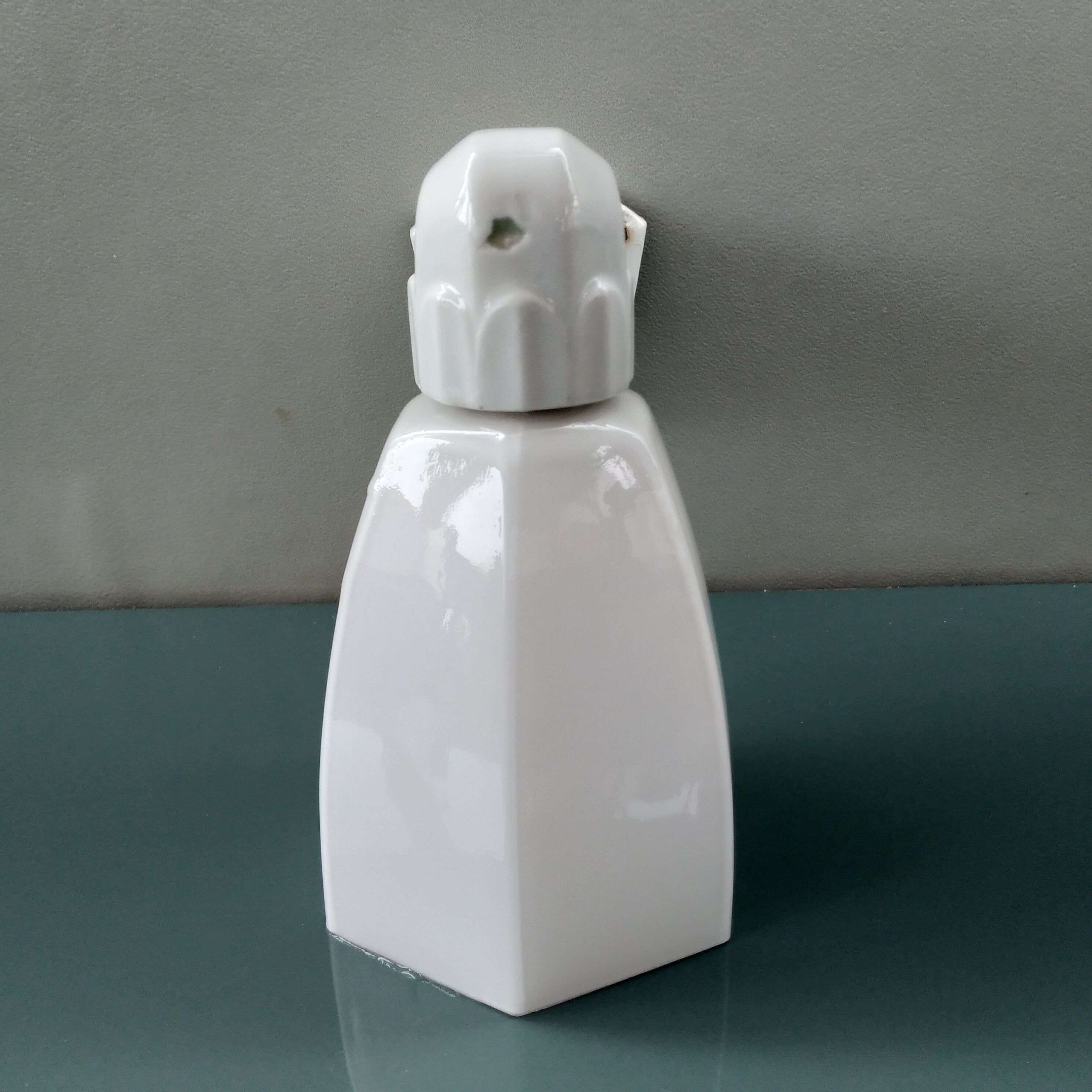 Art Deco white porcelain wall lamp